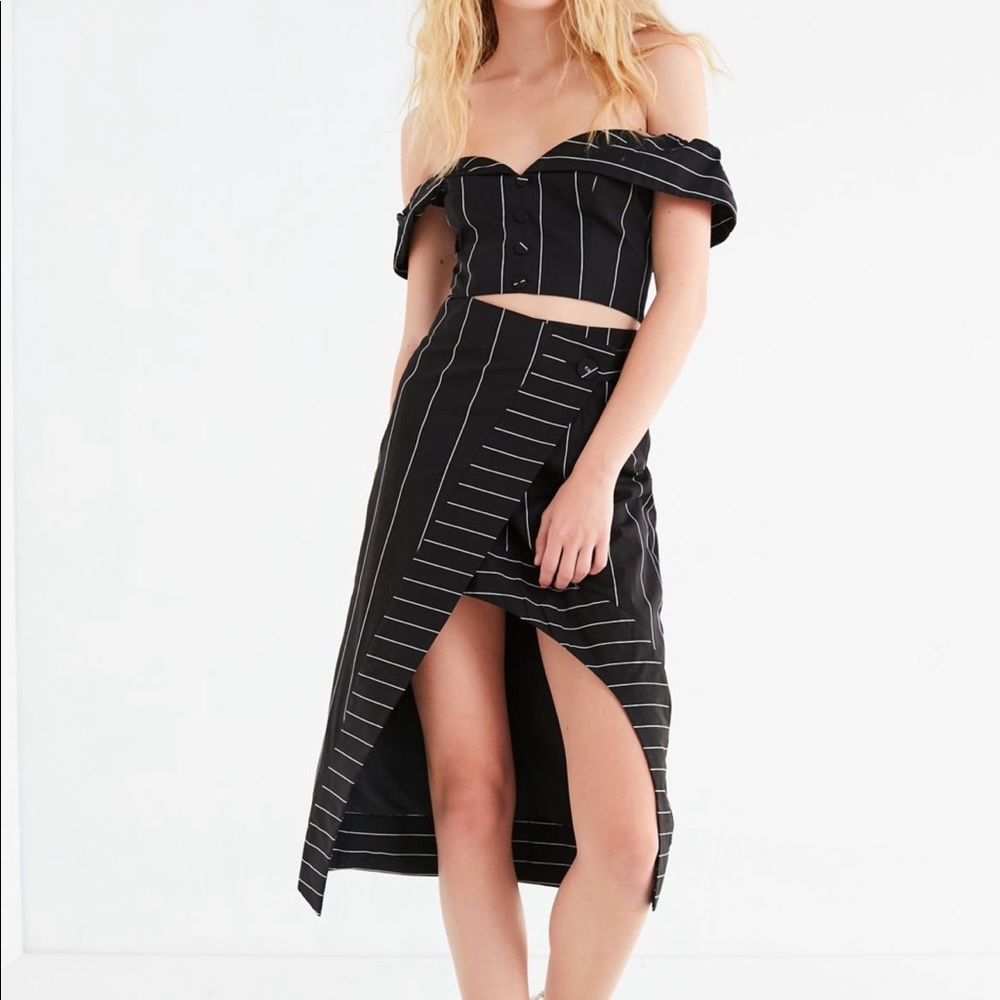 NWT Black Striped Finders Keepers pinstripe set